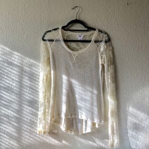Flowy, Lightweight Sweater with Lace Sleeves